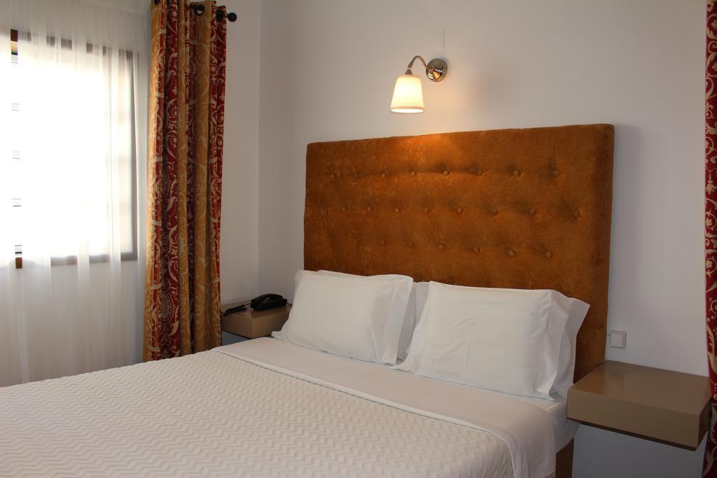 Hotel Residencial Баталя Екстер'єр фото